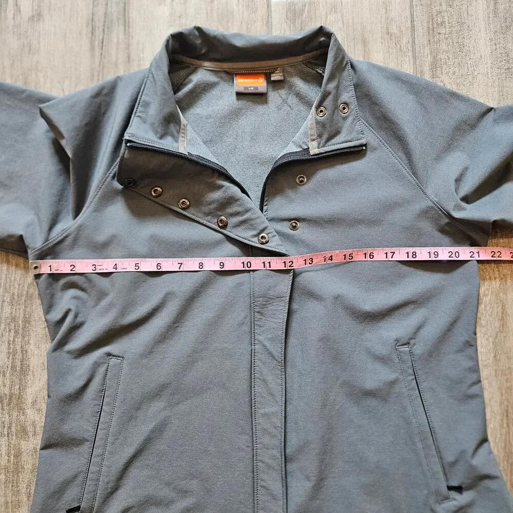 Merrell Softshell Jacket Womens Size L Grey Collared‎ Full Zip Snaps Pockets